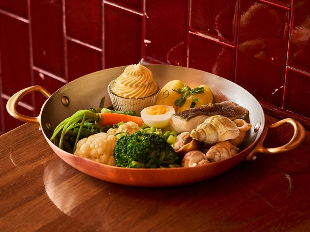 La Lorraine Grand aïoli de cabillaud