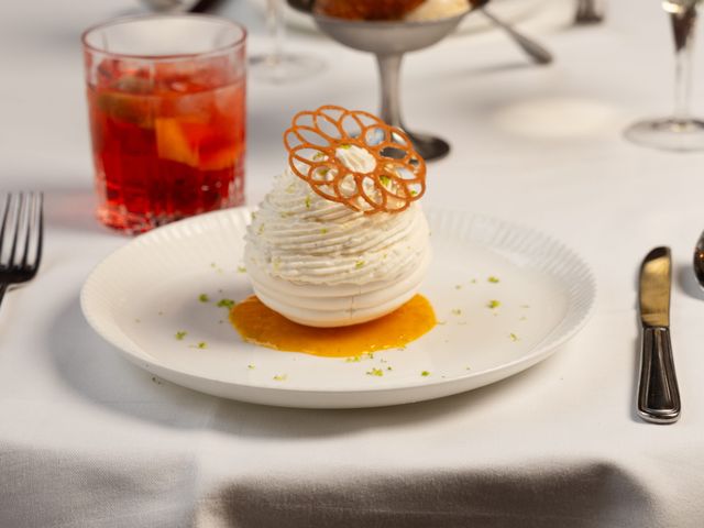 La Lorraine Vacherin glacé aux agrumes